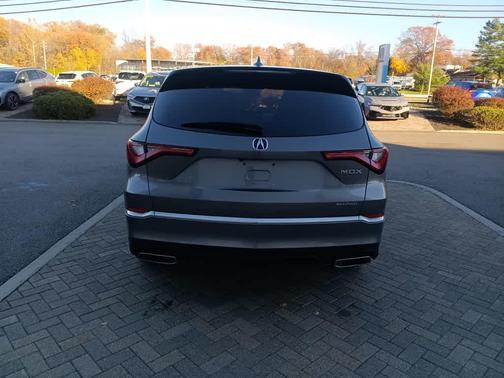 2023 Acura MDX Standard