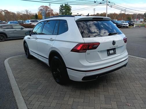 2023 Volkswagen Tiguan 2.0T SE R-Line Black 4MOTION