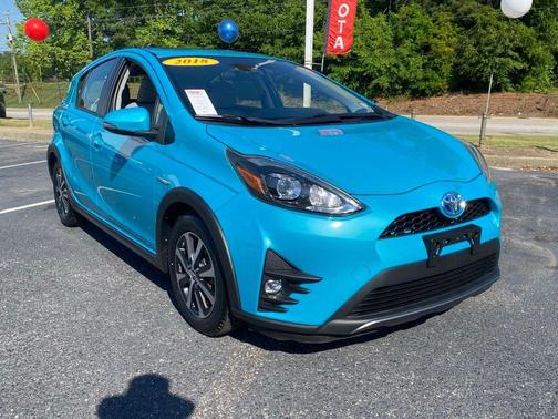Tide Pool Pearl 2018 Toyota Prius c Four