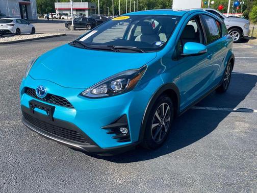 Tide Pool Pearl 2018 Toyota Prius c Four