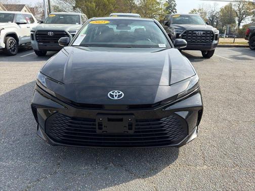 Midnight Black Metallic 2025 Toyota Camry LE
