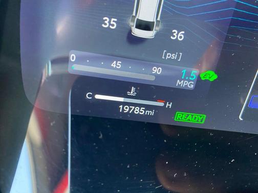 Wind Chill Pearl 2025 Toyota Camry XSE