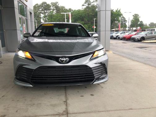 Celestial Silver Metallic 2022 Toyota Camry LE