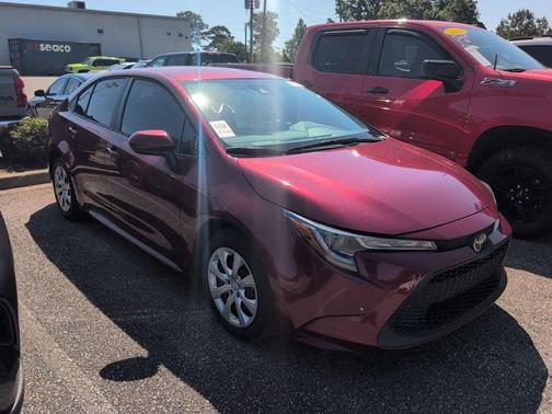 Ruby Flare Pearl 2022 Toyota Corolla LE