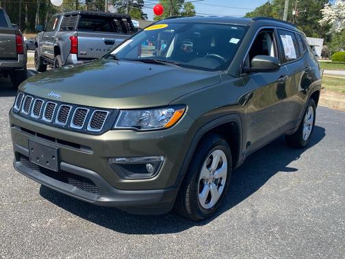 Olive Green Pearlcoat 2018 Jeep Compass Latitude