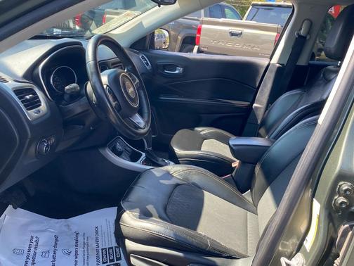 Olive Green Pearlcoat 2018 Jeep Compass Latitude