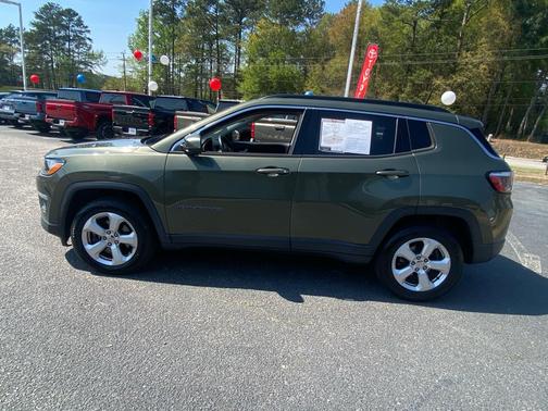 Olive Green Pearlcoat 2018 Jeep Compass Latitude