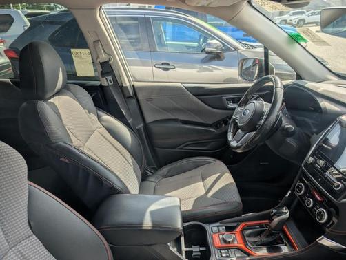 Crystal White Pearl 2019 Subaru Forester Sport