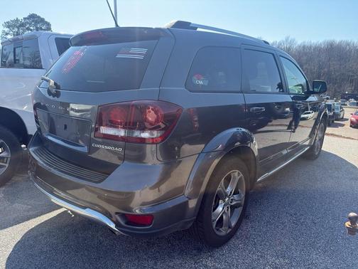 2017 Dodge Journey Crossroad