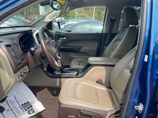 Blue Emerald Metallic 2020 GMC Canyon SLT