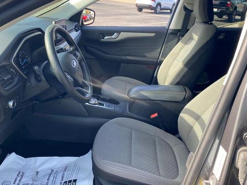 Gray Metallic 2021 Ford Escape SE