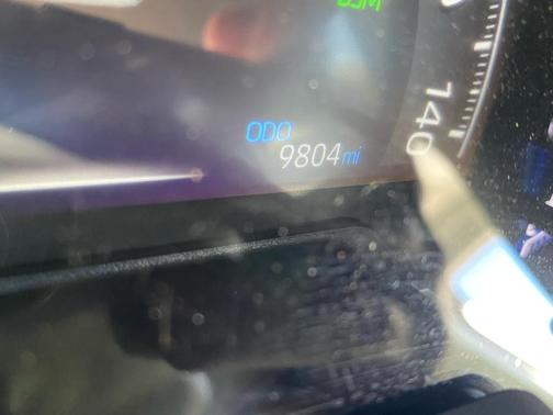 Ice 2024 Toyota RAV4 Hybrid XLE