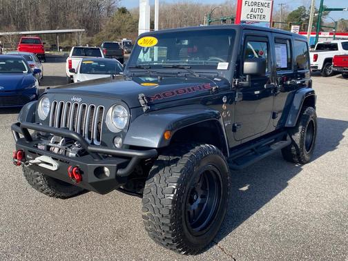 2016 Jeep Wrangler Unlimited Sahara