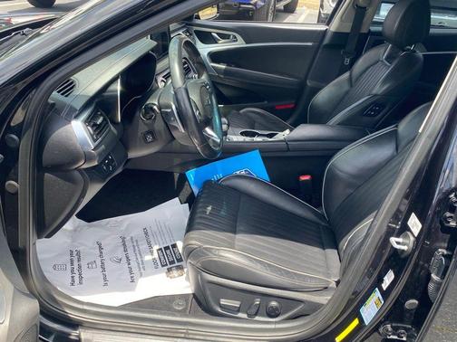 Vik Black 2020 Genesis G70 2.0T