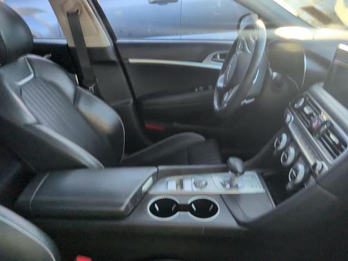 Vik Black 2020 Genesis G70 2.0T
