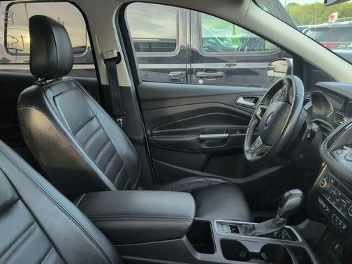 White Platinum 2019 Ford Escape Titanium