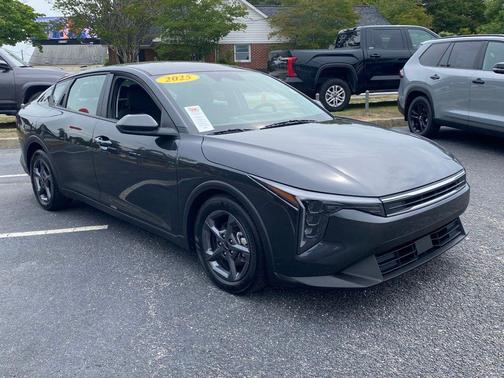 Moon Dust 2020 Toyota Highlander LE