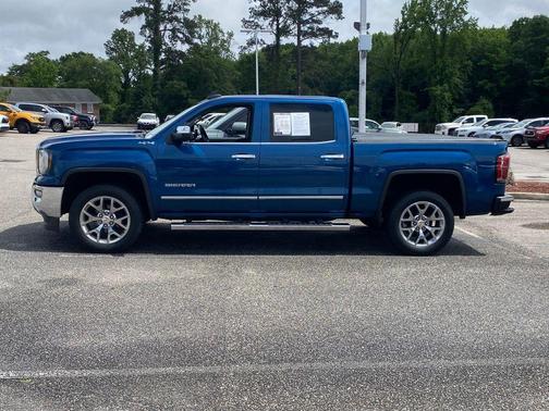 Blue Metallic 2018 GMC Sierra 1500 SLT