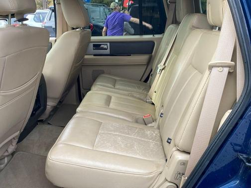 2011 Ford Expedition XLT
