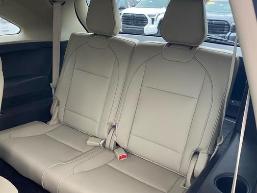 2017 Acura MDX 3.5L w/Advance Package