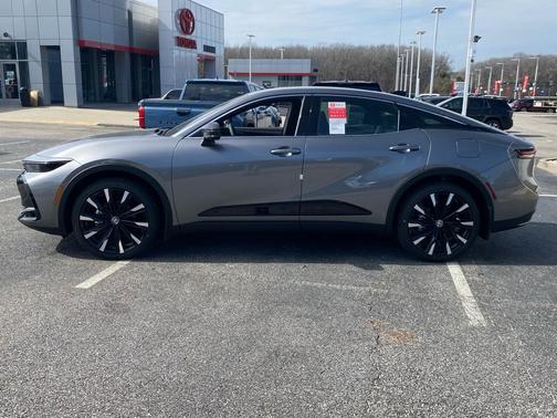 2026 Toyota Crown Platinum