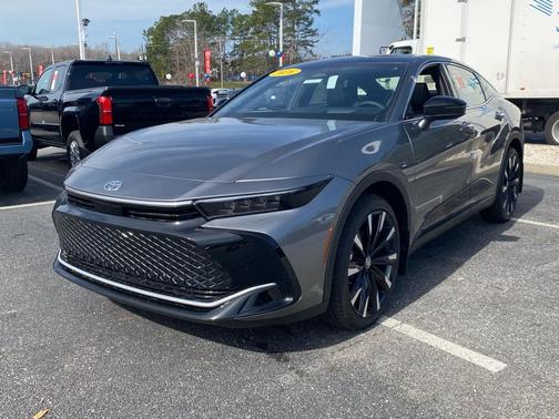 2026 Toyota Crown Platinum