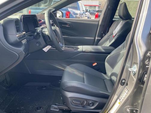 2026 Toyota Crown Platinum