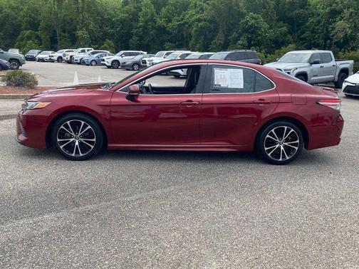 Ruby Flare Pearl 2018 Toyota Camry SE