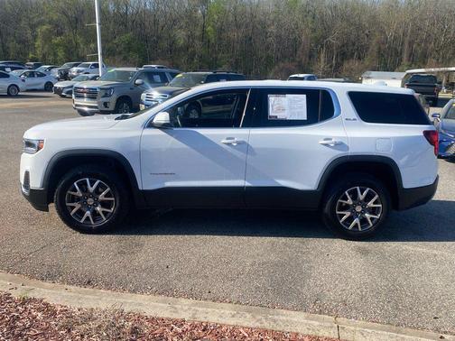 Summit White 2023 GMC Acadia SLE