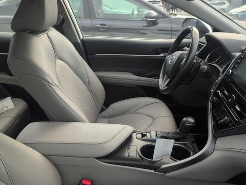 Wind Chill Pearl 2023 Toyota Camry XSE
