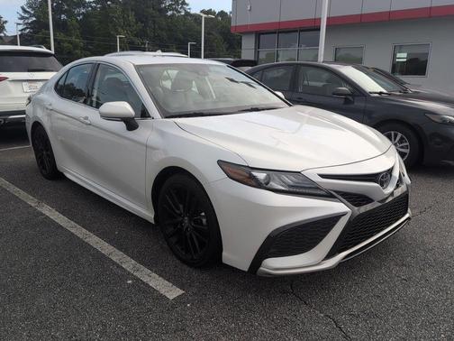 Wind Chill Pearl 2023 Toyota Camry XSE