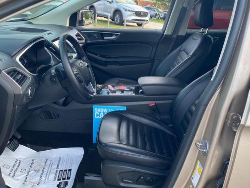 Desert Gold Metallic 2020 Ford Edge SEL
