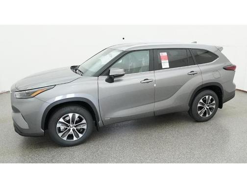 2026 Toyota Highlander Hybrid XLE