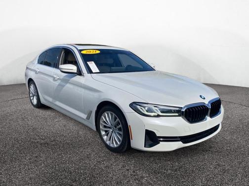 White Metallic 2021 BMW 530 i