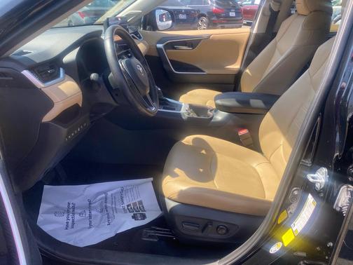 2024 Toyota RAV4 Limited