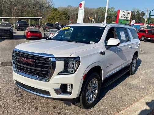 2023 GMC Yukon XL SLT