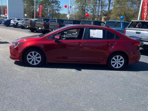 Ruby Flare Pearl 2025 Toyota Corolla LE