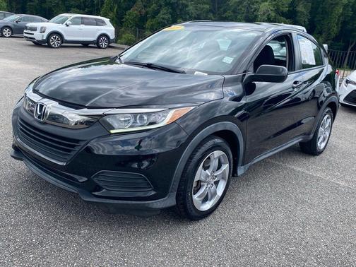 Crystal Black Pearl 2019 Honda HR-V LX