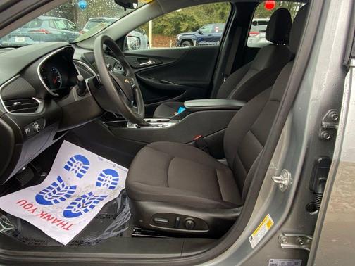 2025 Chevrolet Malibu LT