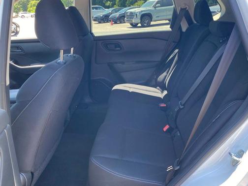 Glacier White 2025 Nissan Rogue S