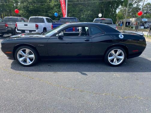 Pitch Black Clearcoat 2018 Dodge Challenger R/T