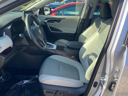 2024 Toyota RAV4 Hybrid Limited