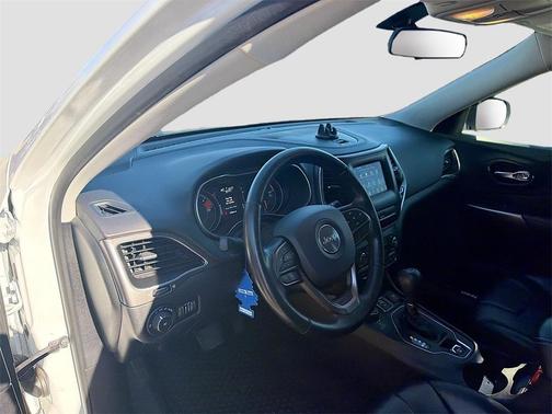 Bright White Clearcoat 2020 Jeep Cherokee Latitude Plus