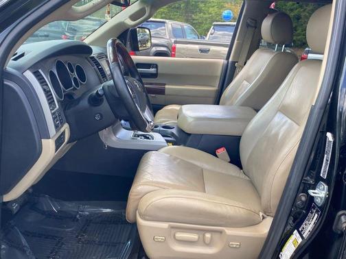 Black 2015 Toyota Sequoia Platinum