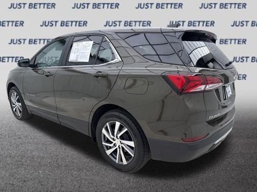 Bronze Metallic 2023 Chevrolet Equinox 1LT