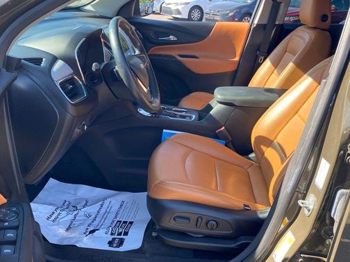 Bronze Metallic 2023 Chevrolet Equinox 1LT