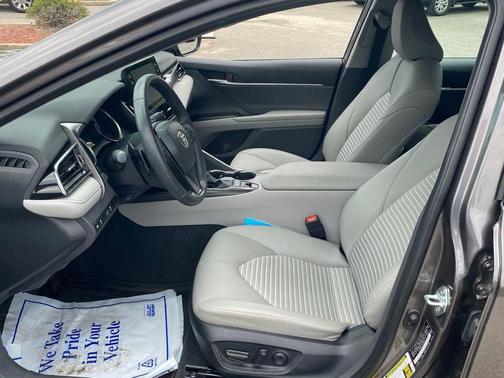 Predawn Gray Mica 2024 Toyota Camry Hybrid SE
