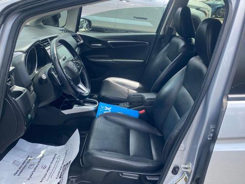Lunar Silver Metallic 2017 Honda Fit EX-L