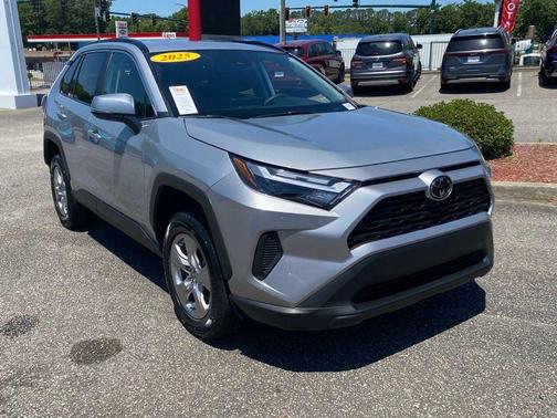 Silver Sky Metallic 2025 Toyota RAV4 XLE