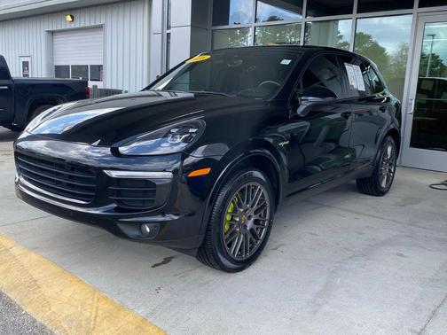 2018 Porsche Cayenne S Platinum Edition